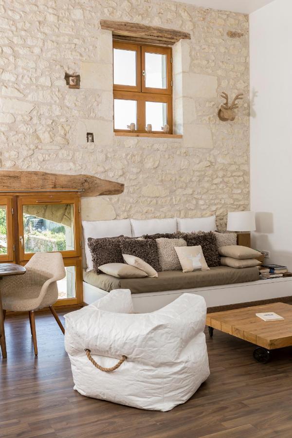 Les Terrasses Suite Et Loft De Campagne Avon-les-Roches Buitenkant foto